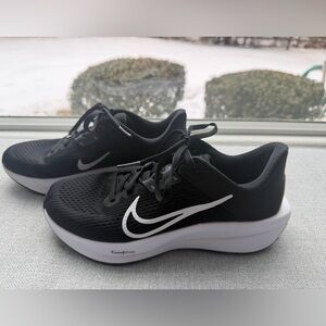 Nike Black Sneakers Women’s